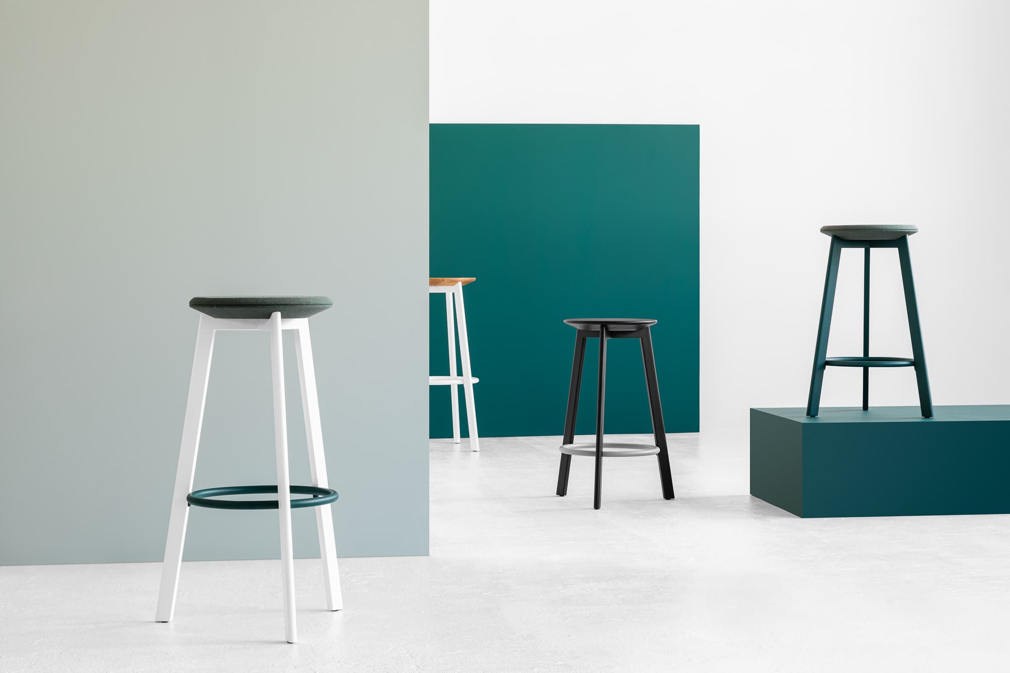 Belem Bar Stool — 19